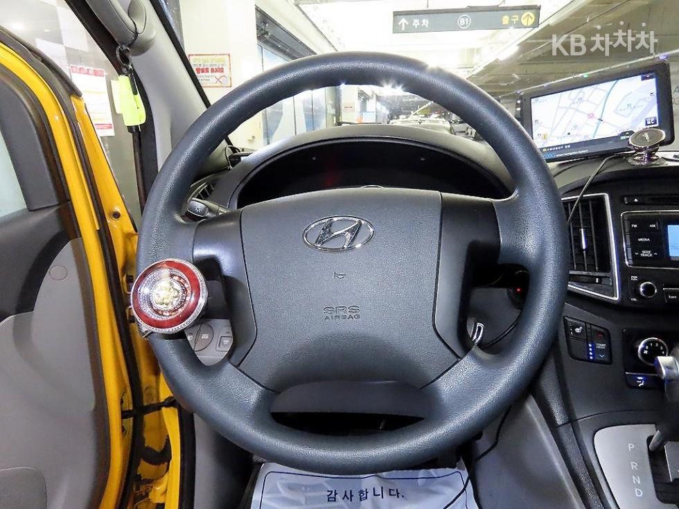 Hyundai Starex — miniaturë 8