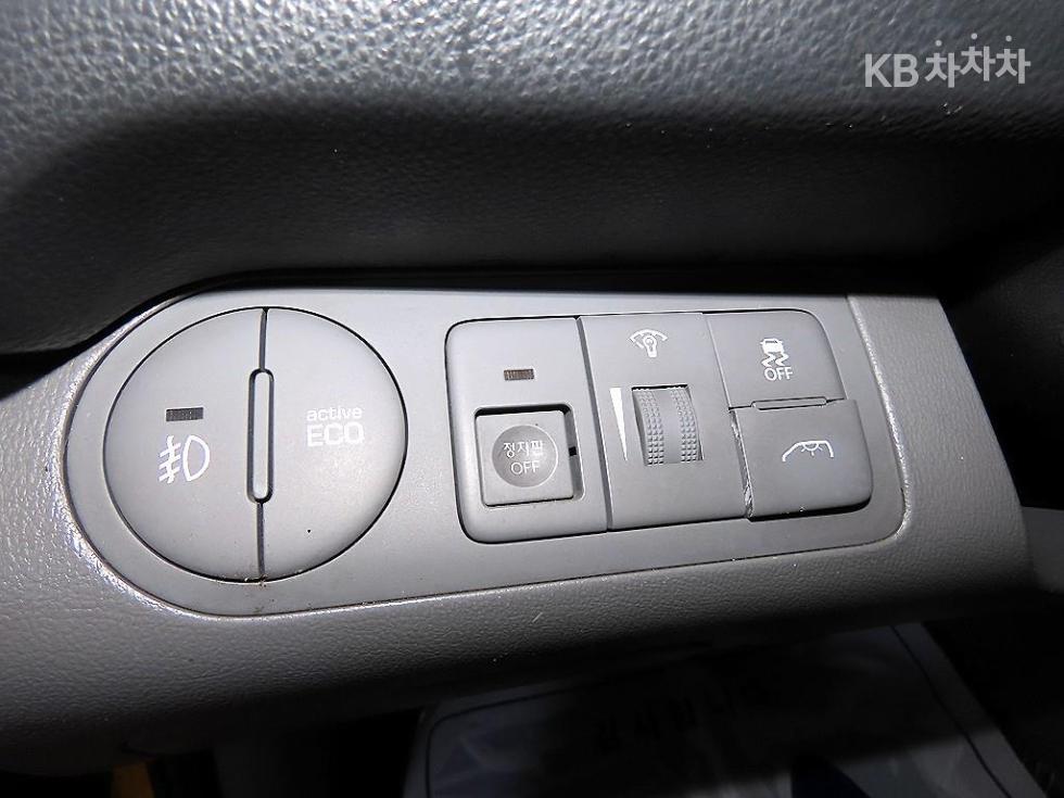 Hyundai Starex — miniaturë 13