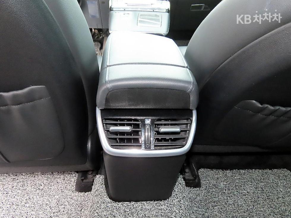 Hyundai Grandeur — miniaturë 18