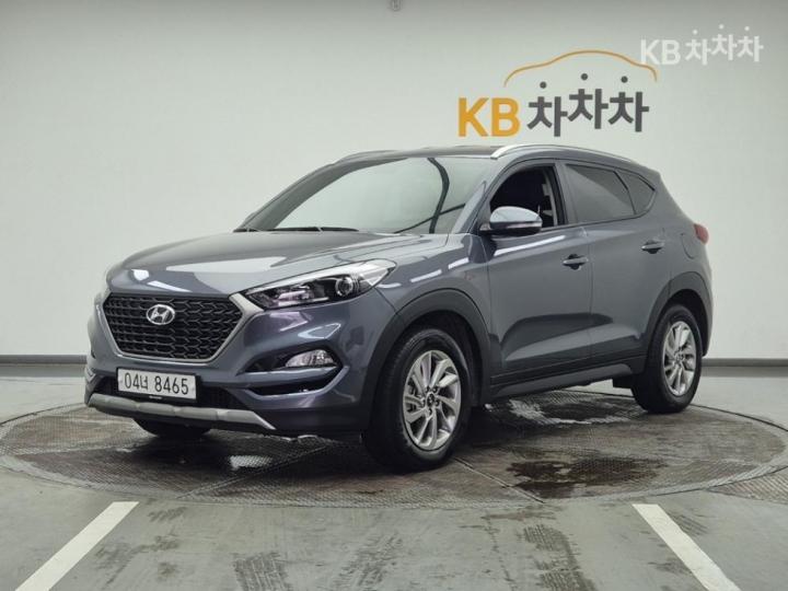 Hyundai Tucson 디젤(e-VGT UⅡ)1.7 2WD — foto 1