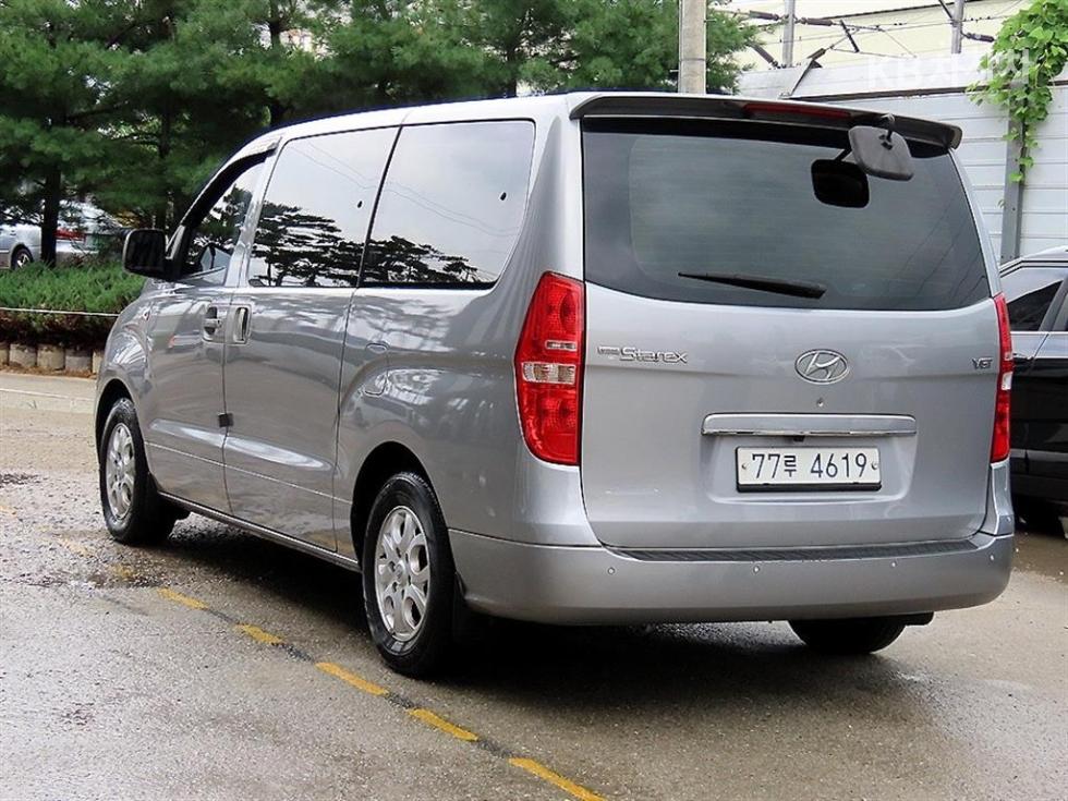 Hyundai Starex — miniaturë 3