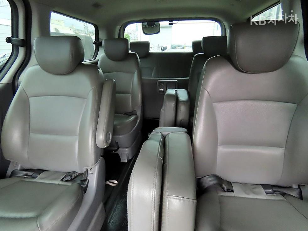 Hyundai Starex — miniaturë 7