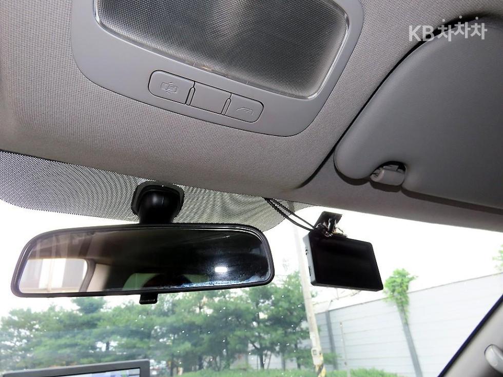 Hyundai Starex — miniaturë 15