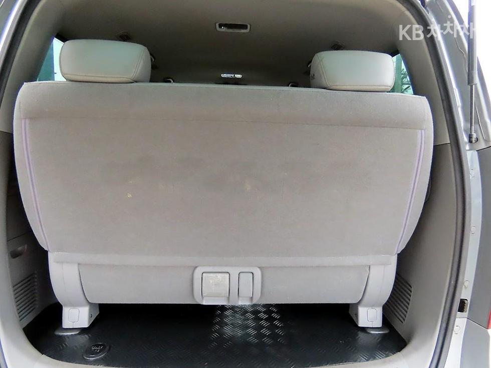 Hyundai Starex — miniaturë 18