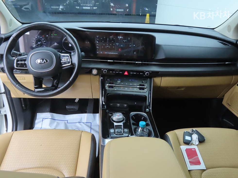 Kia Carnival — miniaturë 7