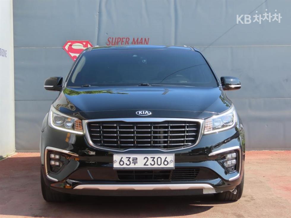 Kia Carnival — miniaturë 2