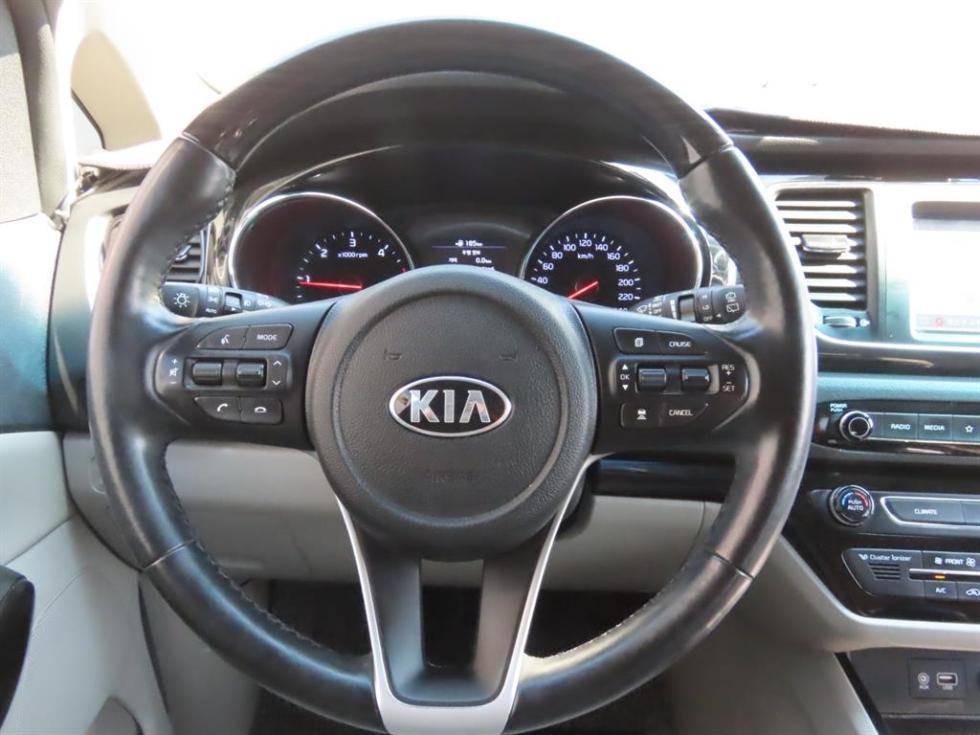 Kia Carnival — miniaturë 13