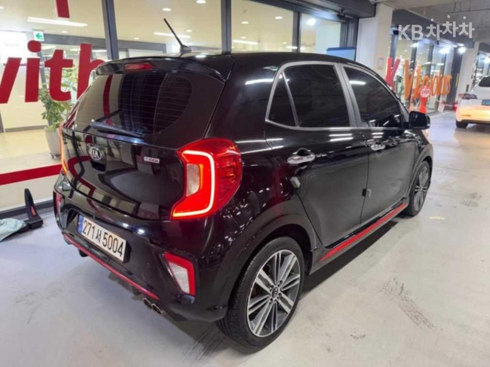2017 Kia (JA) photo