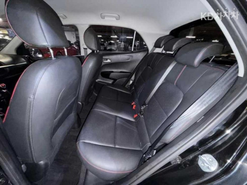 2017 Kia (JA) photo