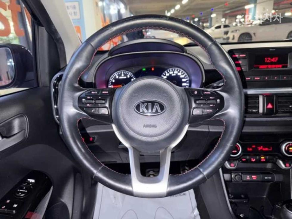 2017 Kia (JA) photo