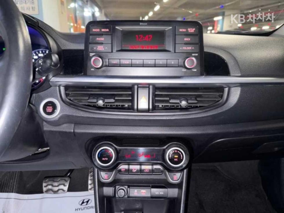 2017 Kia (JA) photo