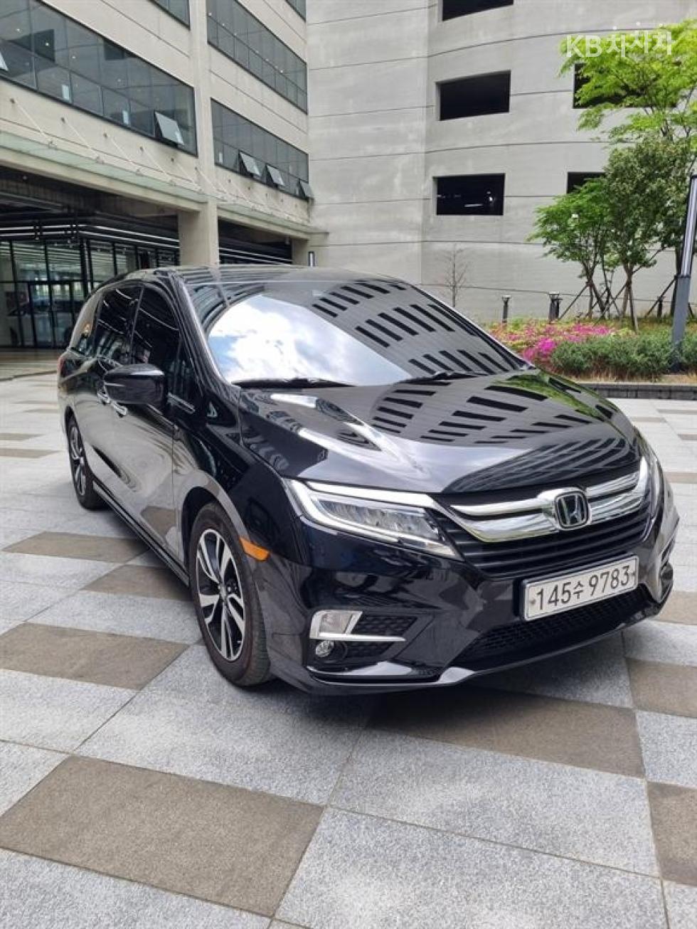 Honda Odyssey — miniaturë 3