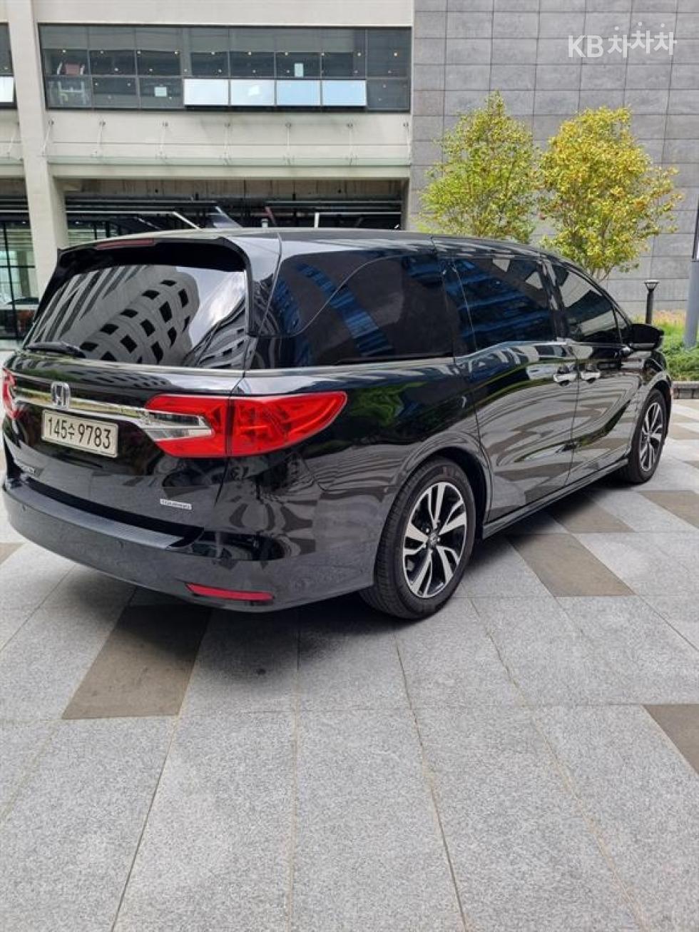 Honda Odyssey — miniaturë 4
