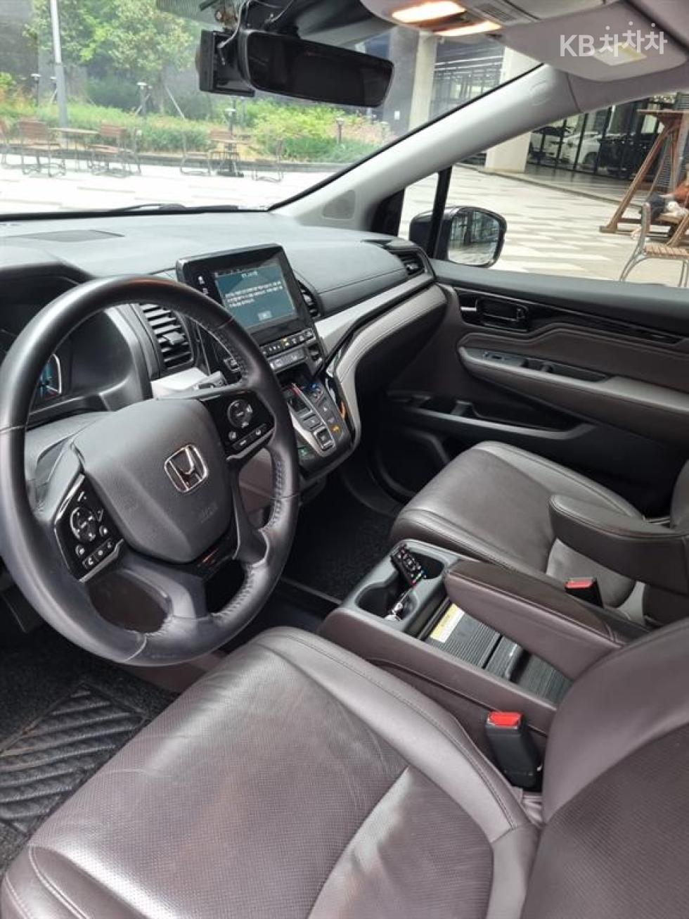 Honda Odyssey — miniaturë 8