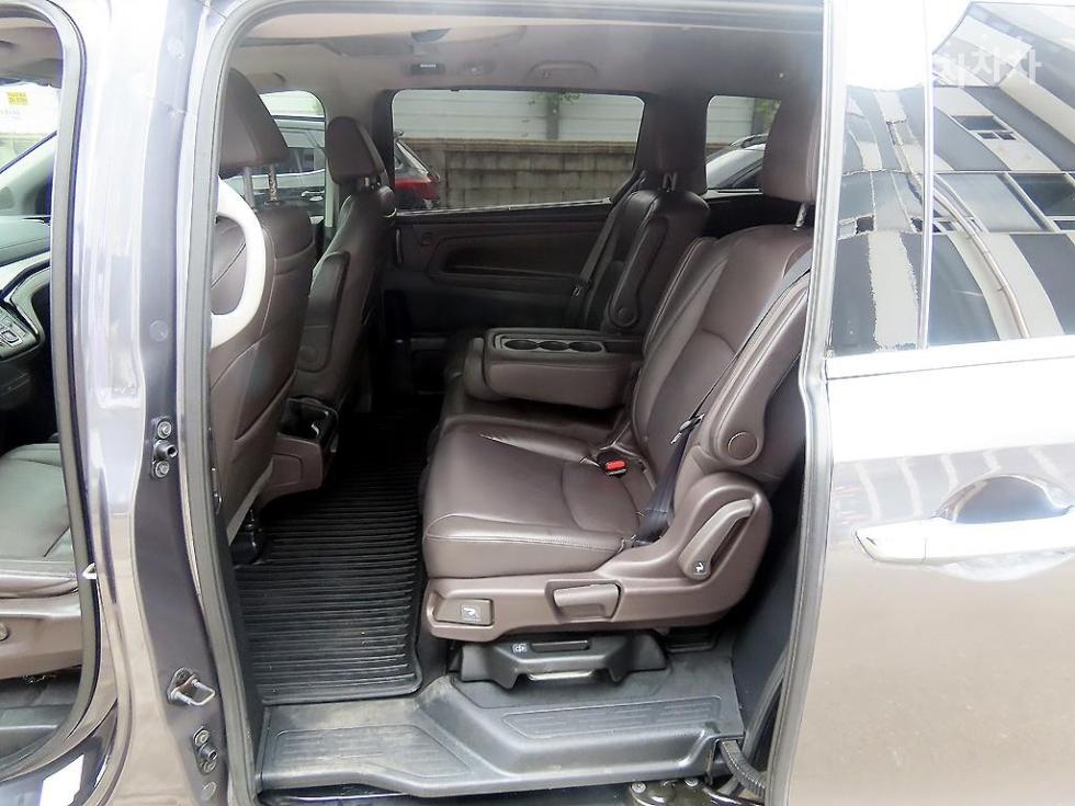 Honda Odyssey — miniaturë 6