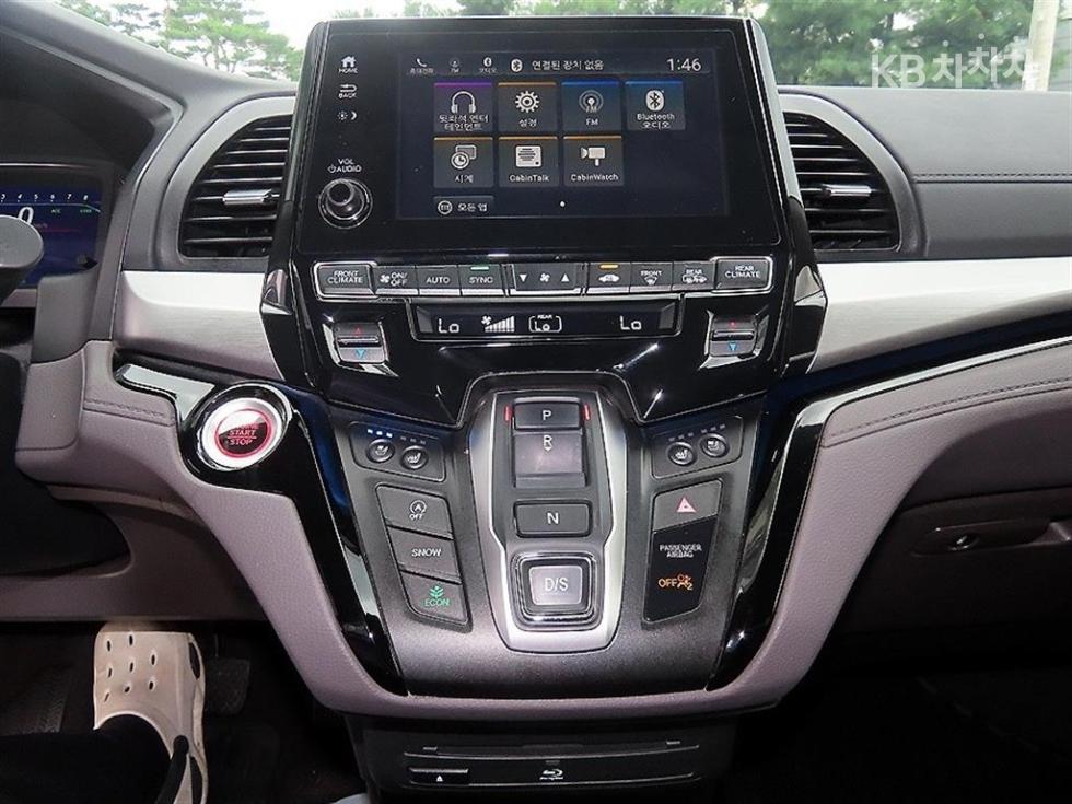 Honda Odyssey — miniaturë 13