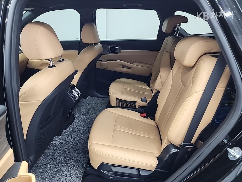 Kia Sorento — miniaturë 12