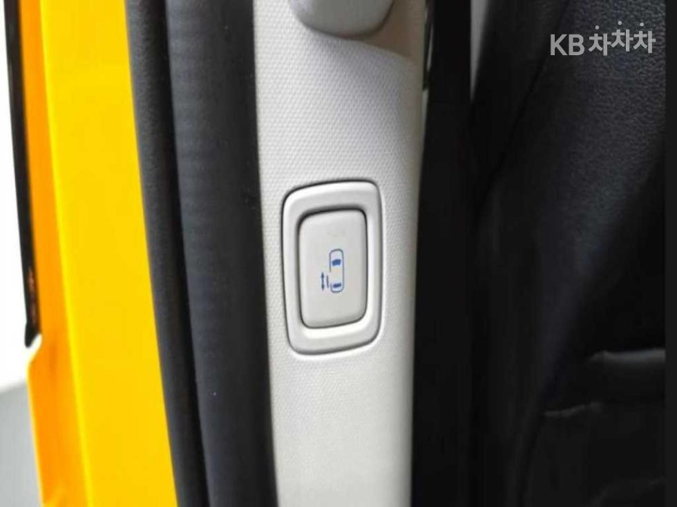 Hyundai Staria — miniaturë 11