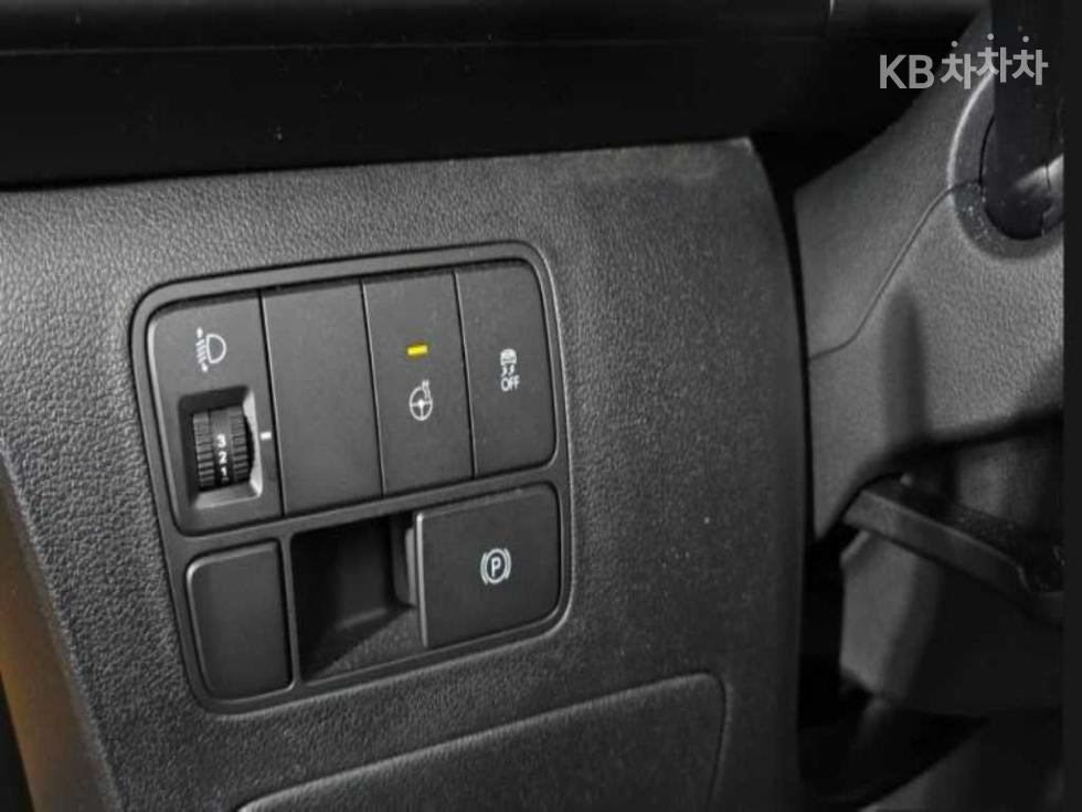 Hyundai Staria — miniaturë 12