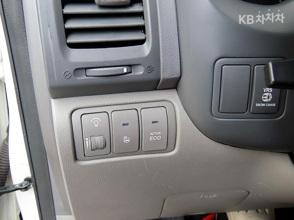 Kia Carnival — miniaturë 13