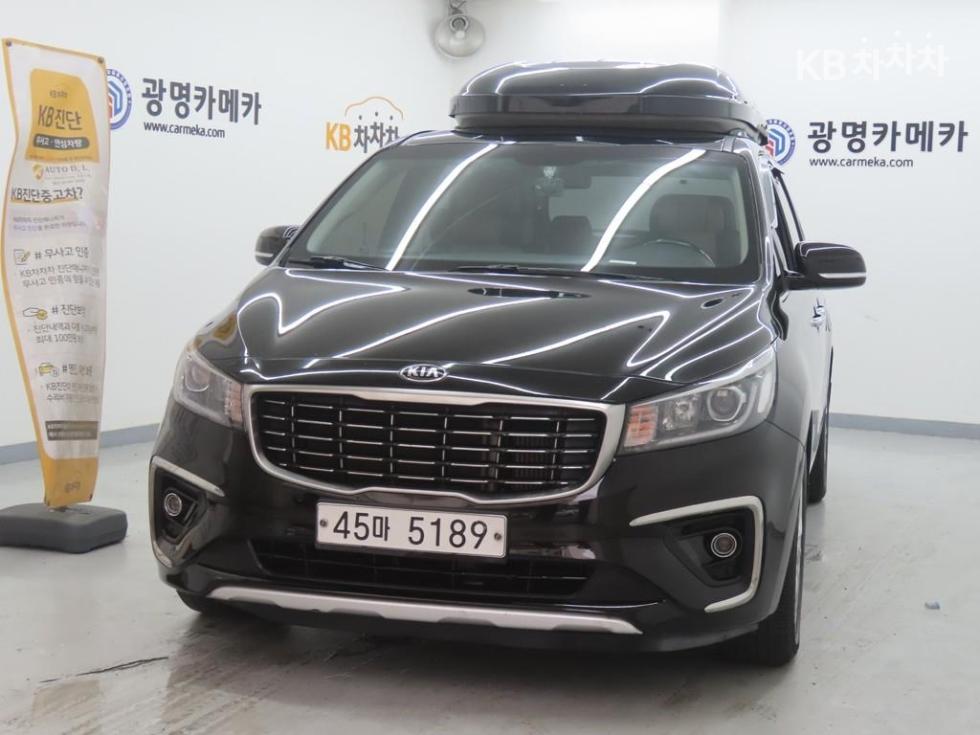 Kia Carnival — miniaturë 2