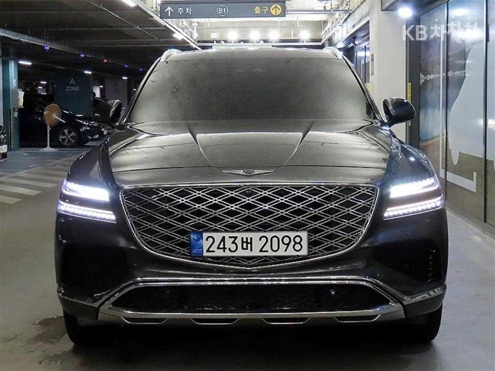 2024 Genesis GV80 photo