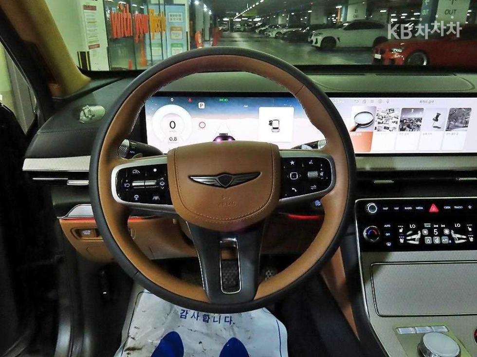 2024 Genesis GV80 photo