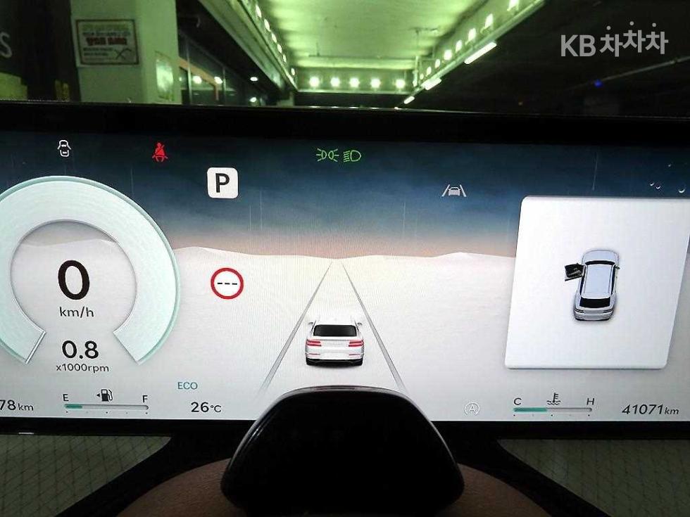 2024 Genesis GV80 photo