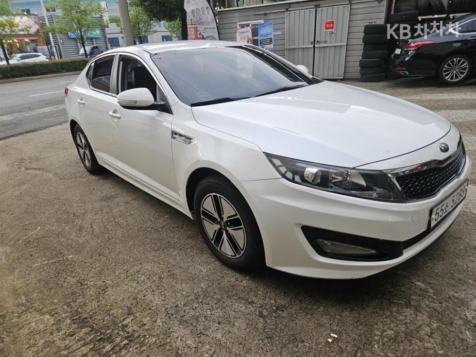 Kia K5 — miniaturë 2