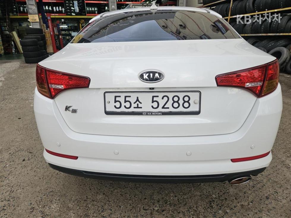 Kia K5 — miniaturë 4