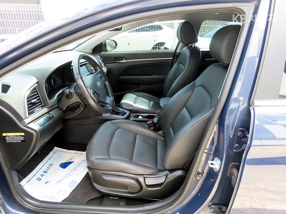 Hyundai Avante — miniaturë 5