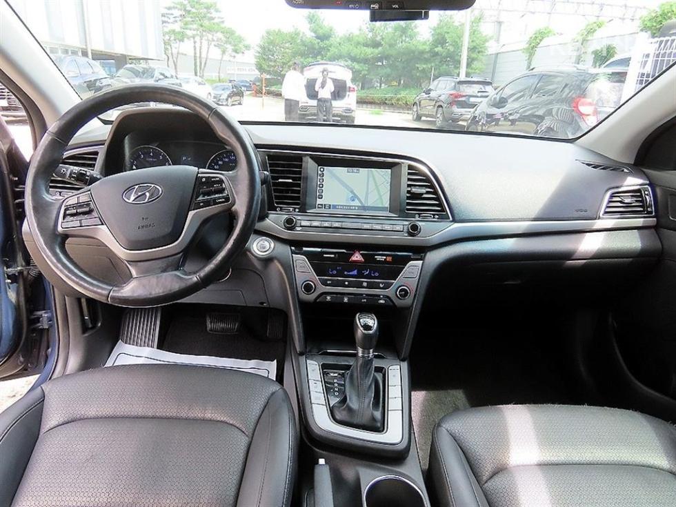 Hyundai Avante — miniaturë 7