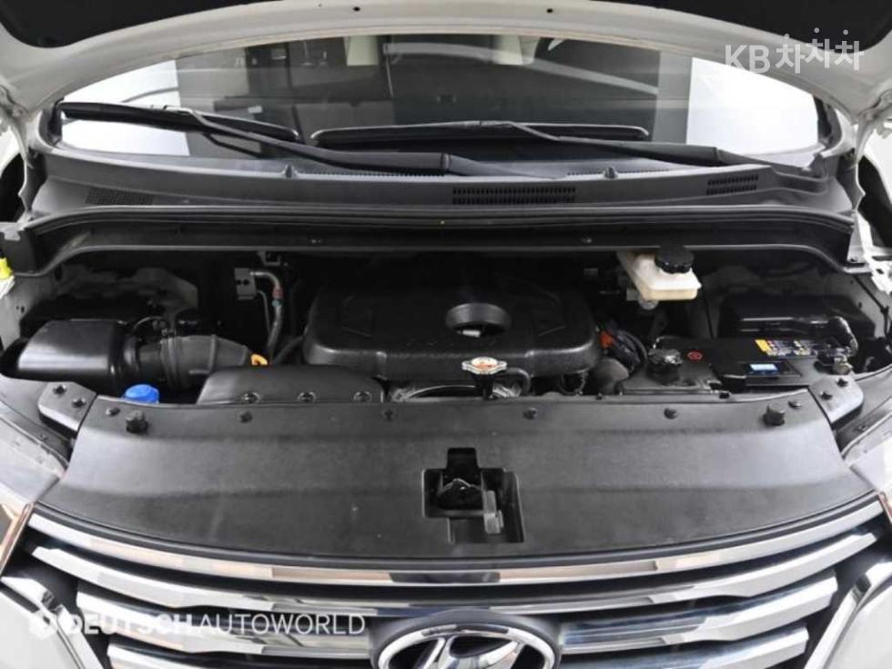Hyundai Starex — miniaturë 5