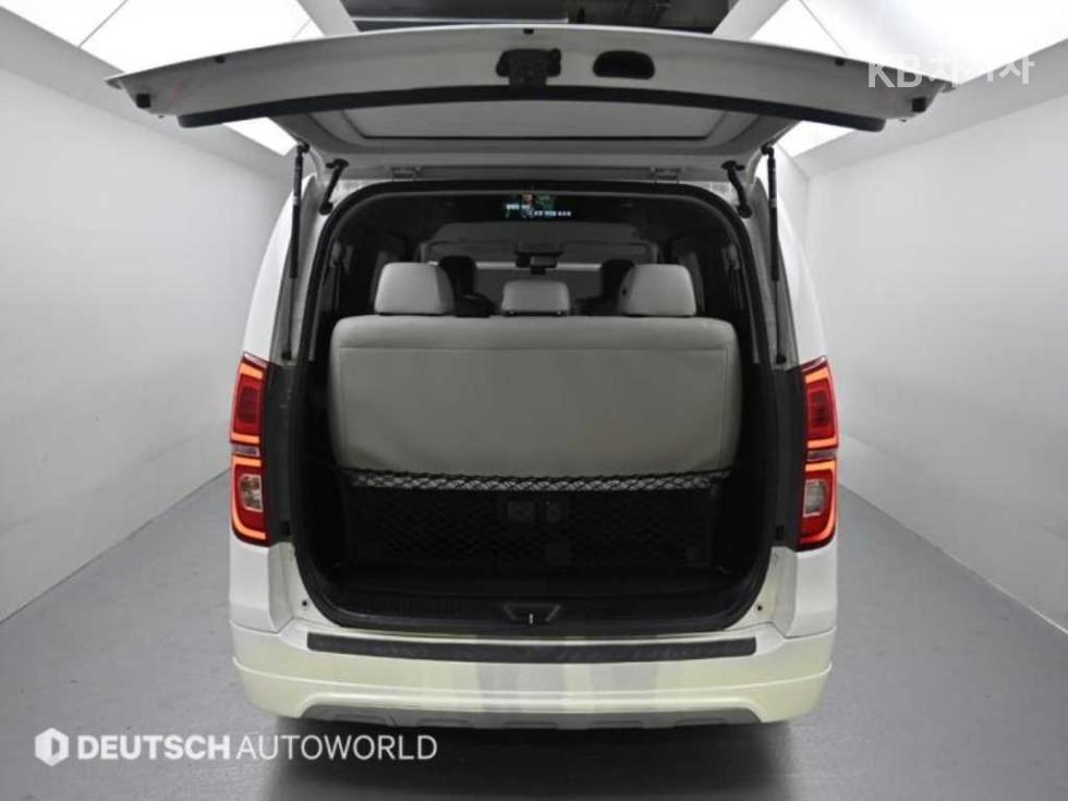 Hyundai Starex — miniaturë 18