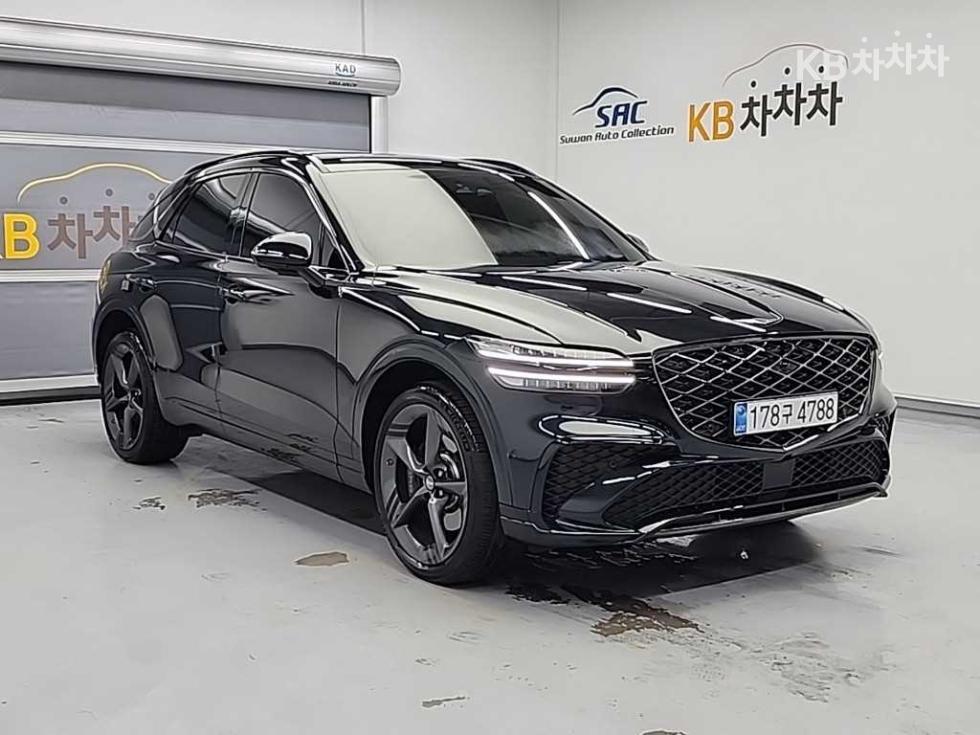 2024 Genesis GV70 photo