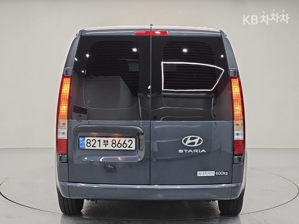 Hyundai Staria — miniaturë 3