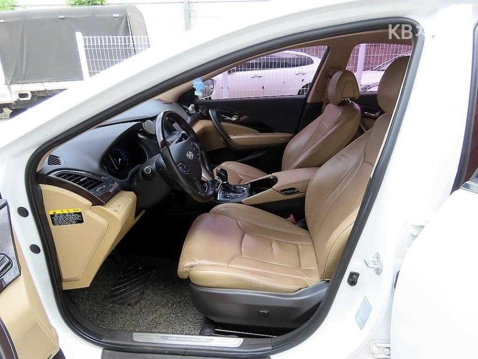 Hyundai Grandeur — miniaturë 6
