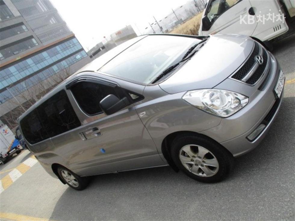 Hyundai Starex — miniaturë 3