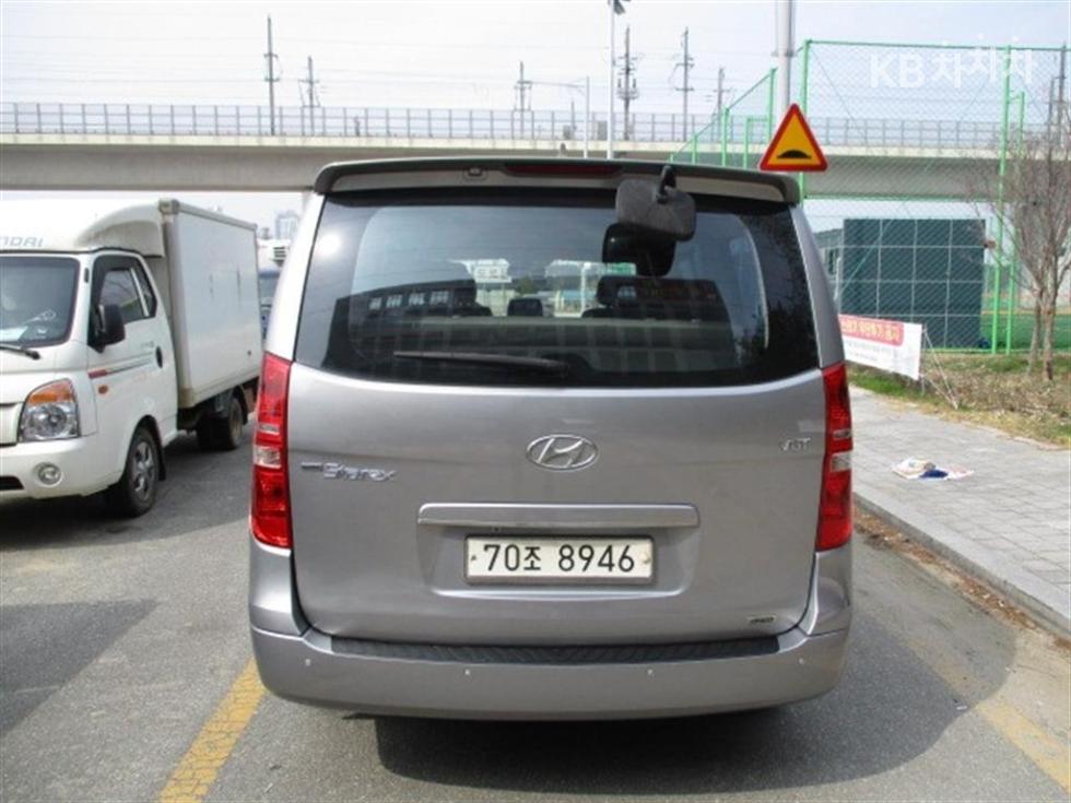Hyundai Starex — miniaturë 4
