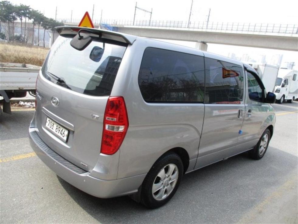 Hyundai Starex — miniaturë 5