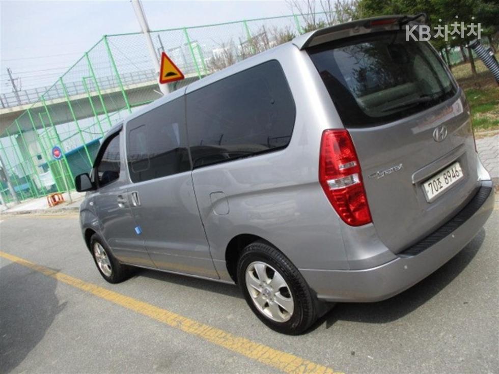 Hyundai Starex — miniaturë 6