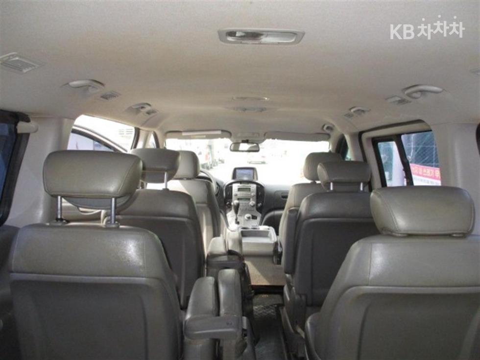 Hyundai Starex — miniaturë 10