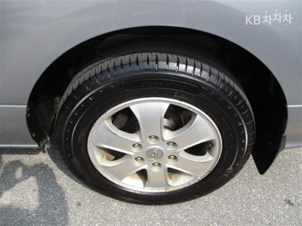 Hyundai Starex — miniaturë 12
