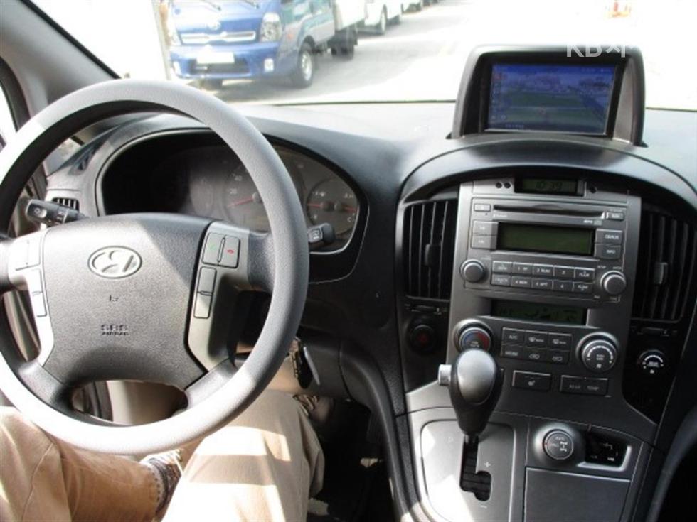 Hyundai Starex — miniaturë 14
