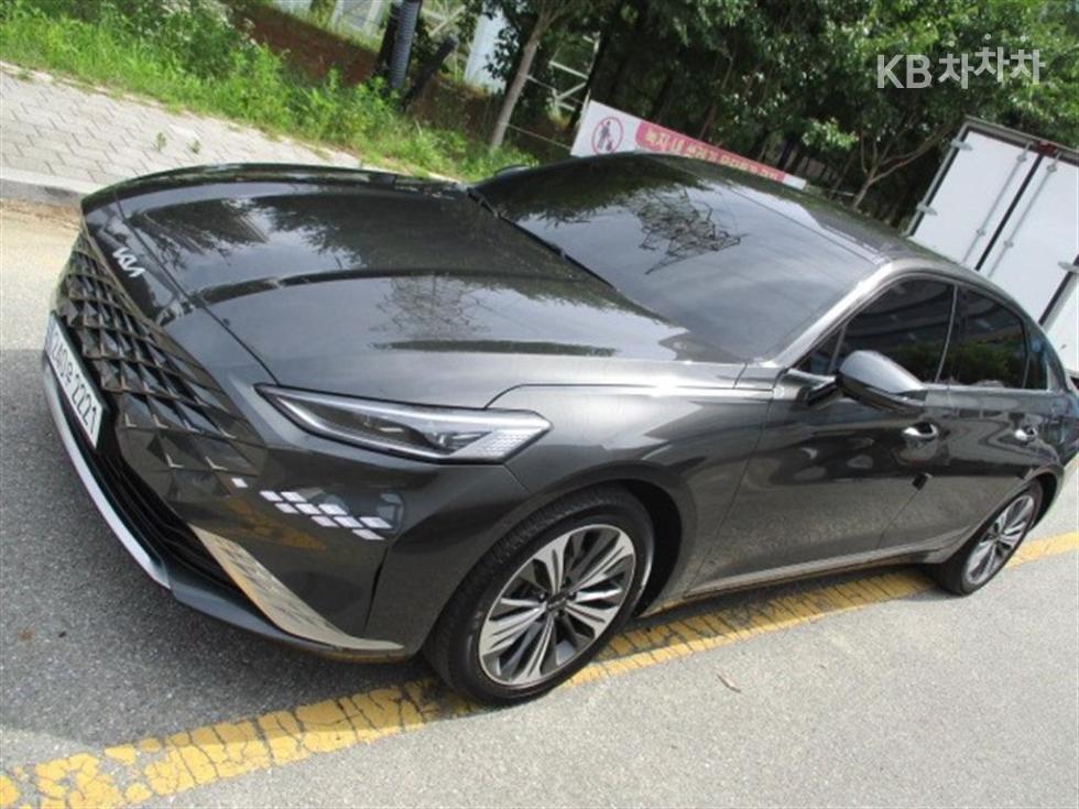 Kia K8 — miniaturë 2