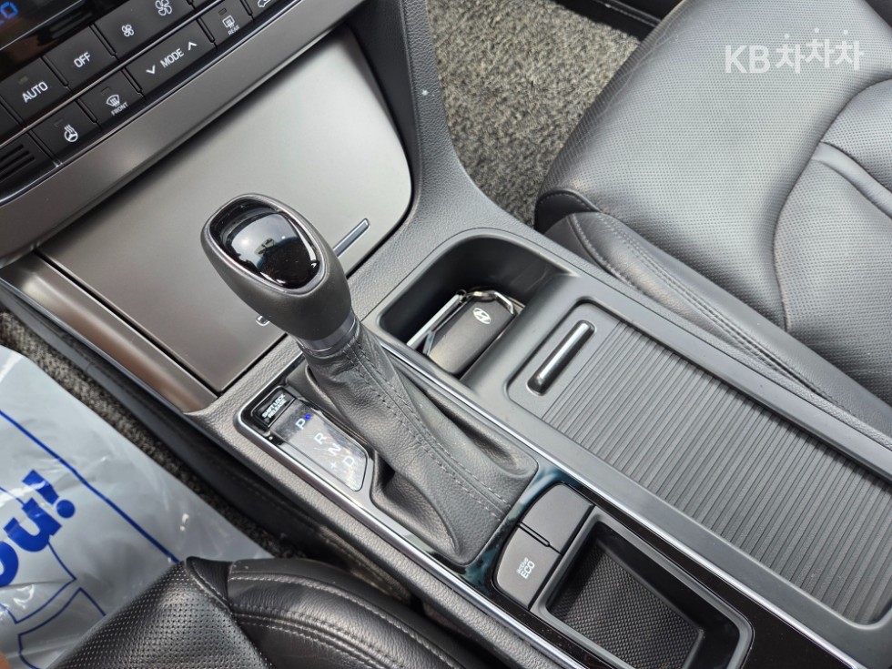 Hyundai Sonata — miniaturë 14