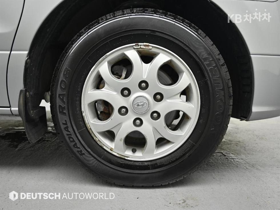 Hyundai Starex — miniaturë 5