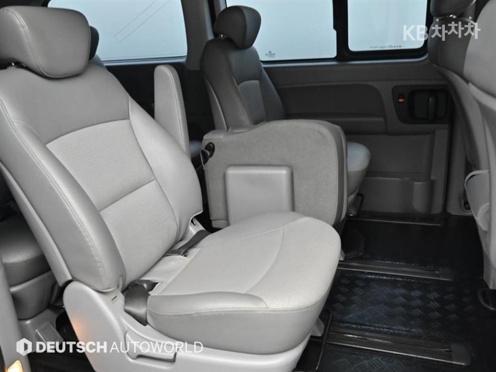 Hyundai Starex — miniaturë 12