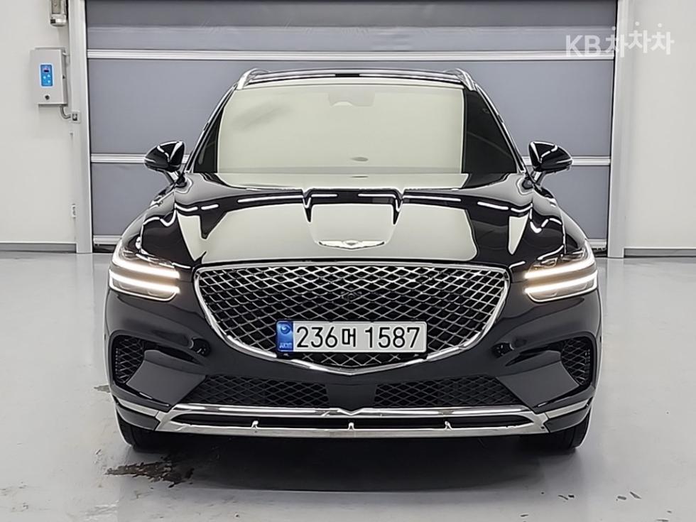 2022 Genesis GV70 photo