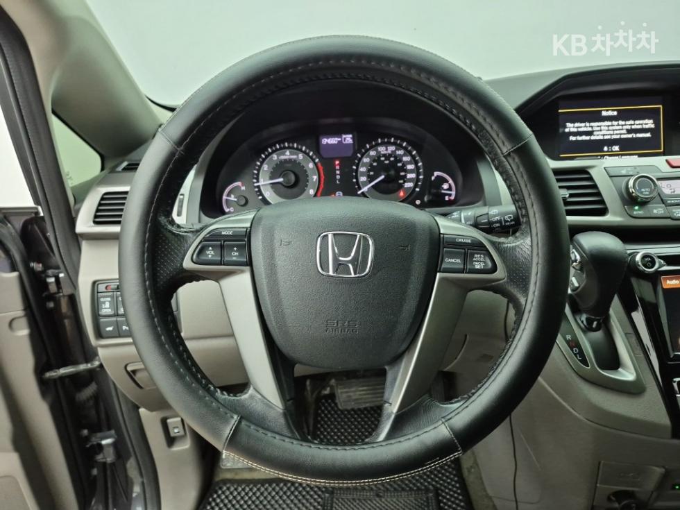 Honda Odyssey — miniaturë 9